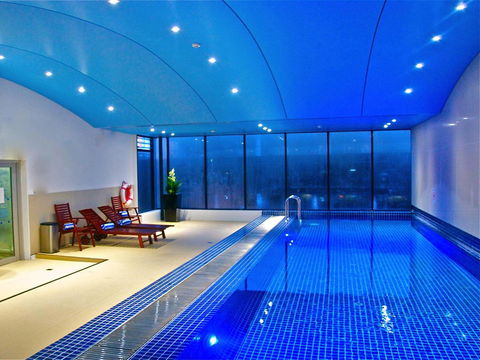 Novotel Sydney Darling Square - Accommodation Newcastle 9