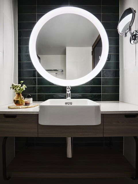 Novotel Sydney Darling Square - Accommodation Newcastle 14