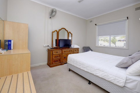 Lakes And Ocean Hotel Forster - Accommodation Newcastle 3