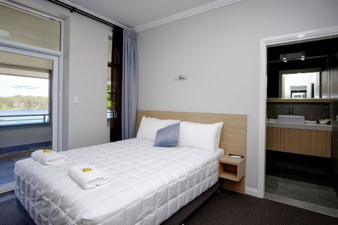 Lakes And Ocean Hotel Forster - Accommodation Newcastle 25