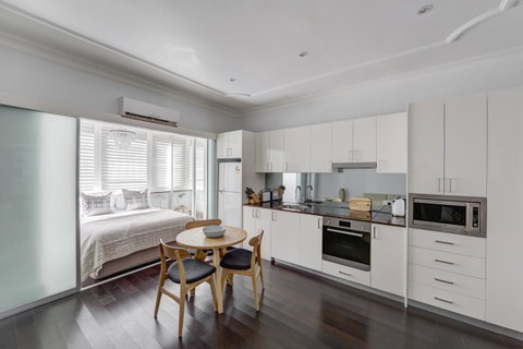 Regents Court Sydney - Accommodation Newcastle 13