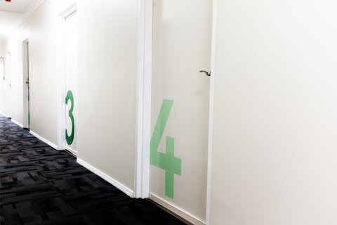 Mad Monkey Broadway - Accommodation Newcastle 29