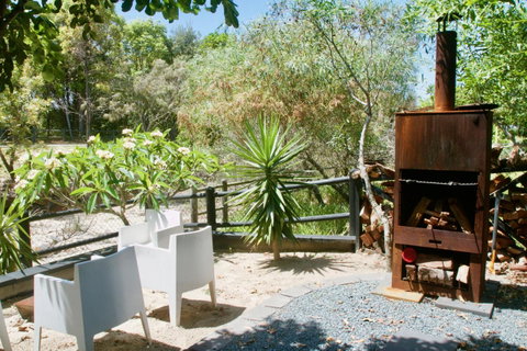 Casuarina Beachfront House - Hostie Properties - Accommodation Newcastle 15