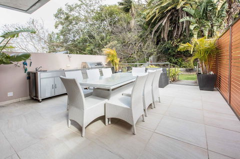 Family Surf House 5 Min Walk To Manly Beach - Accommodation Newcastle 4