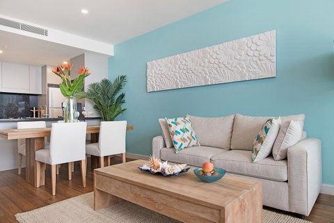 Arena Luxury Beachfront Apartment - Accommodation Newcastle 34