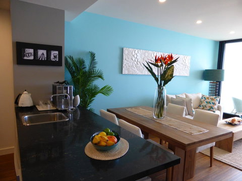 Arena Luxury Beachfront Apartment - Accommodation Newcastle 35