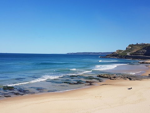 Arena Luxury Beachfront Apartment - Accommodation Newcastle 12