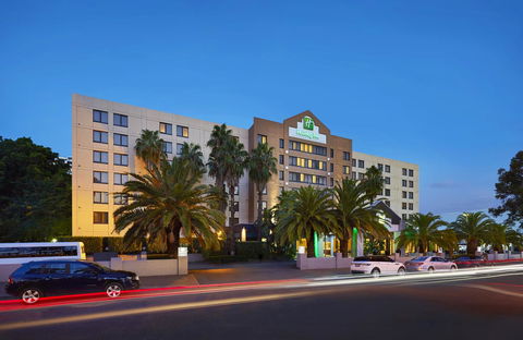 Holiday Inn Parramatta, An IHG Hotel - Accommodation Newcastle 9