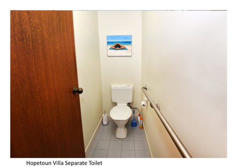 Hopetoun Villa - Accommodation Newcastle 4