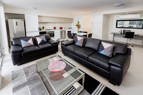 Hamilton Executive Apartments - Accommodation Newcastle 35