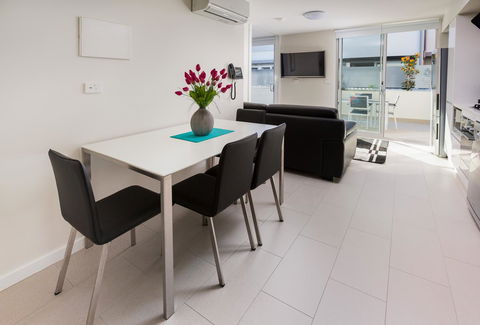 Hamilton Executive Apartments - Accommodation Newcastle 3