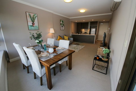 Olympic Park Sunshine 2 Bedrooms Apts With Private Parking - Accommodation Newcastle 10