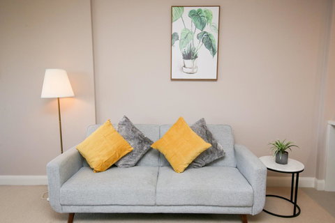 Olympic Park Sunshine 2 Bedrooms Apts With Private Parking - Accommodation Newcastle 12