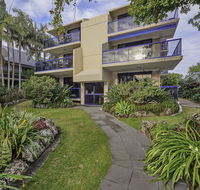 Cape Apartments - Accommodation Newcastle