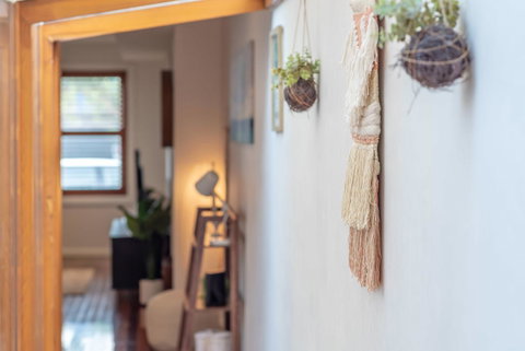 2 Bed House + Loft In Pyrmont - Accommodation Newcastle 4