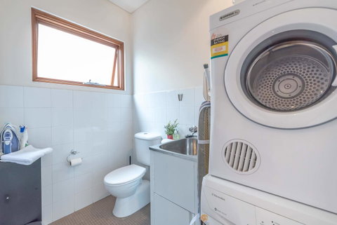 2 Bed House + Loft In Pyrmont - Accommodation Newcastle 20