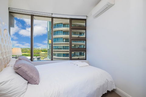 Australian Tower Stay - Accommodation Newcastle 2