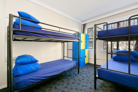 Mad Monkey Downtown - Accommodation Newcastle 10