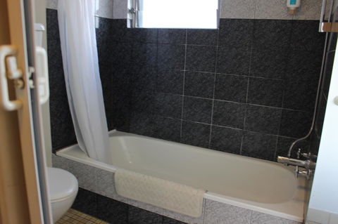 Hume Inn Motel Albury CBD - Accommodation Newcastle 18