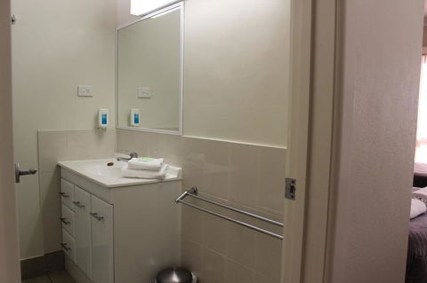 Hume Inn Motel Albury CBD - Accommodation Newcastle 4