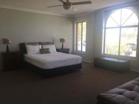 Sydney Amazing Holiday Home Bridal BnB - Accommodation Newcastle 7