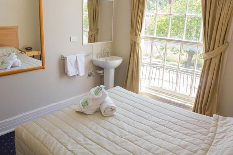 Gardners Inn Hotel - Accommodation Newcastle 35