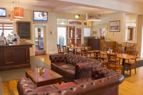 Gardners Inn Hotel - Accommodation Newcastle 8