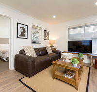 Sleeping in Style - Central  Sophisticated - Accommodation Newcastle
