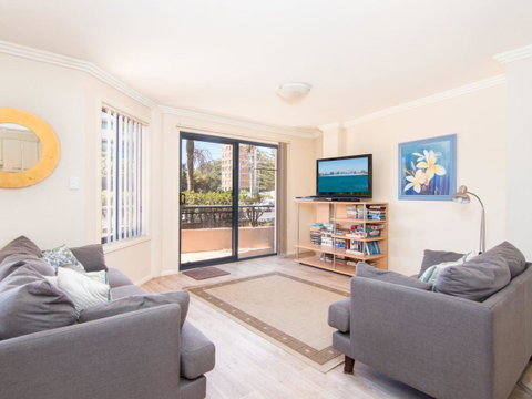 Millennium 102 With Pool In Complex - Accommodation Newcastle 7