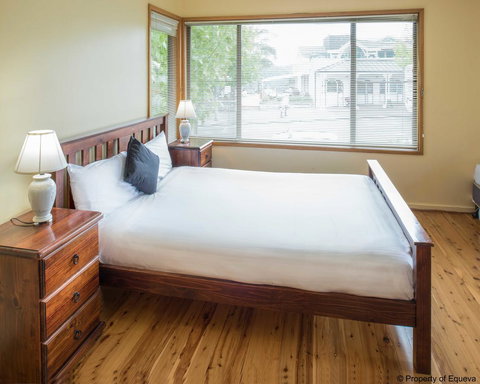 Villa Blue - Accommodation Newcastle 8