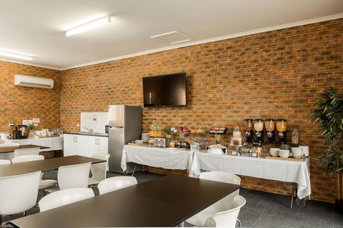 Hume Country Motor Inn - Accommodation Newcastle 1