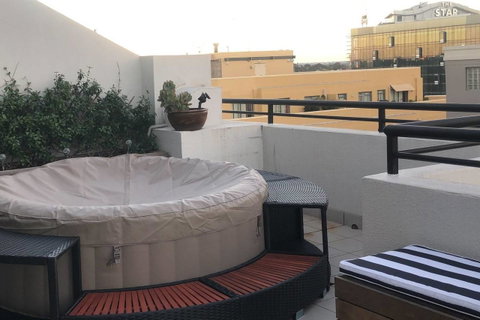 Darling Harbour Penthouse Views+Jacuzzi - Accommodation Newcastle 14
