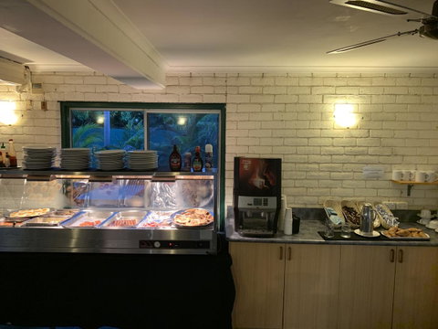 Pine Tree Motel - Accommodation Newcastle 10