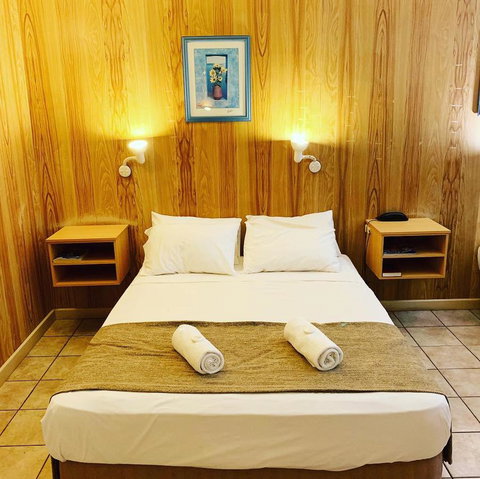Pine Tree Motel - Accommodation Newcastle 22