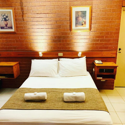 Pine Tree Motel - Accommodation Newcastle 18
