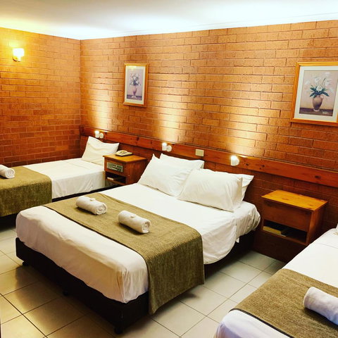 Pine Tree Motel - Accommodation Newcastle 19