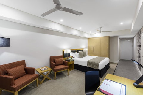 Oaks Darwin Elan Hotel - Accommodation Newcastle 11