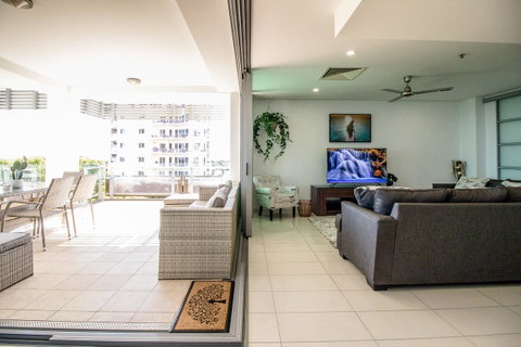 ZEN BY THE WATER - Esplanade Darwin Retreat - Accommodation Newcastle 40
