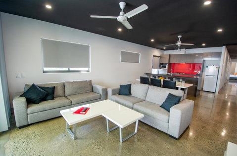 Magnum Serviced Apartments - Accommodation Newcastle 5