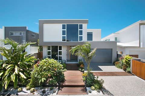 Salt Village Retreat - Accommodation Newcastle 17