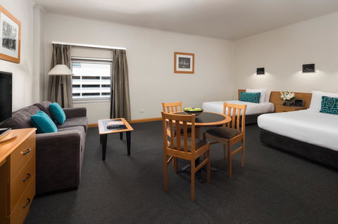 Rydges Darwin Central - Accommodation Newcastle 6