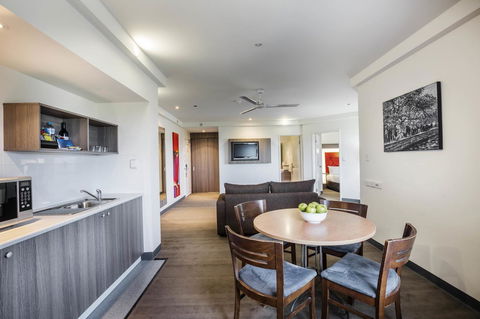 Novotel Darwin CBD - Accommodation Newcastle 7