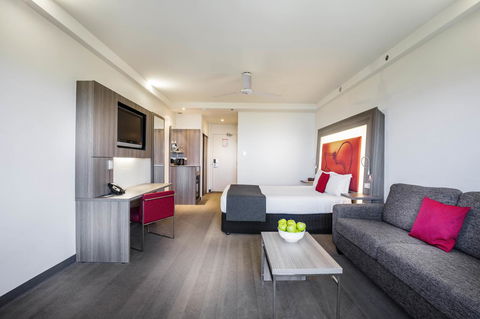 Novotel Darwin CBD - Accommodation Newcastle 9
