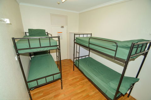 Chillis Backpackers - Accommodation Newcastle 7