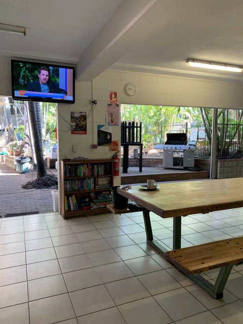 Frogs-Hollow Backpackers - Accommodation Newcastle 17