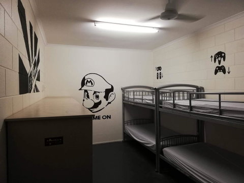 Frogs-Hollow Backpackers - Accommodation Newcastle 40