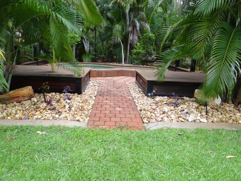 DARWIN'S SHADY ACRES RETREAT - Accommodation Newcastle 10