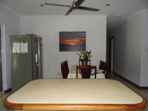 DARWIN'S SHADY ACRES RETREAT - Accommodation Newcastle 24