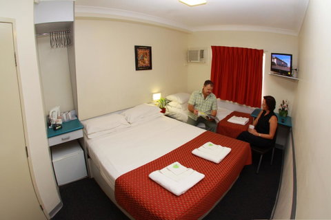 Value Inn - Accommodation Newcastle 14