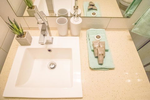 ZEN QUEST - The NOMADS PAD Near Nightcliff Markets & Sunset Foreshore - Accommodation Newcastle 20